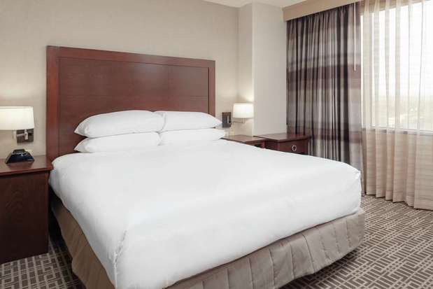 Images DoubleTree by Hilton Hotel Kansas City - Overland Park