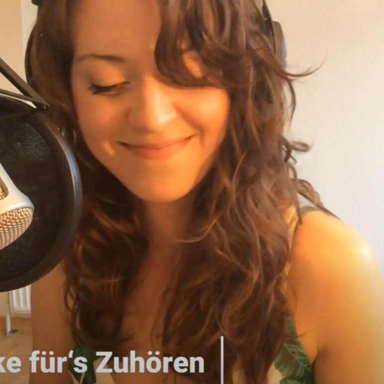 Christina Hein Freie Rednerin & Sängerin, An der Trift 37 in Garbsen