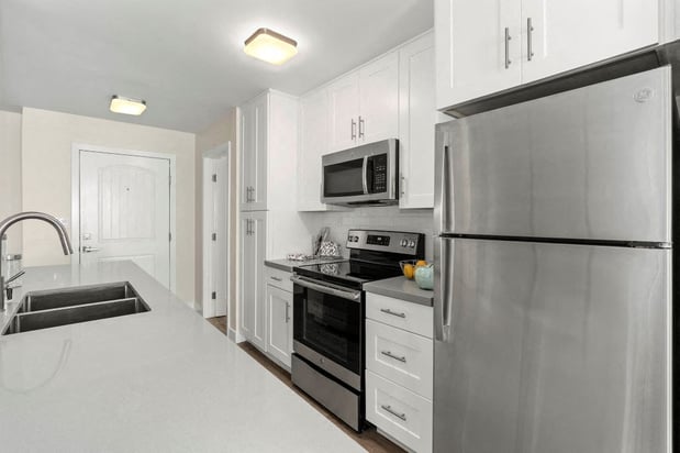 Images Parkway Terrace Apartments
