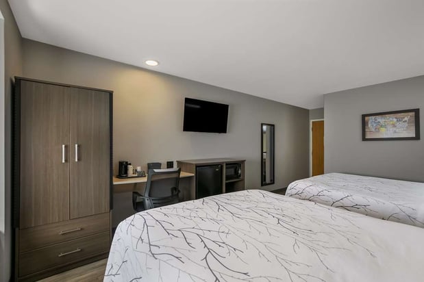 Images SureStay Plus by Best Western Sevierville