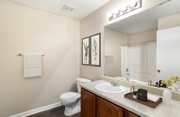 Images Grand at Pearl Apartments