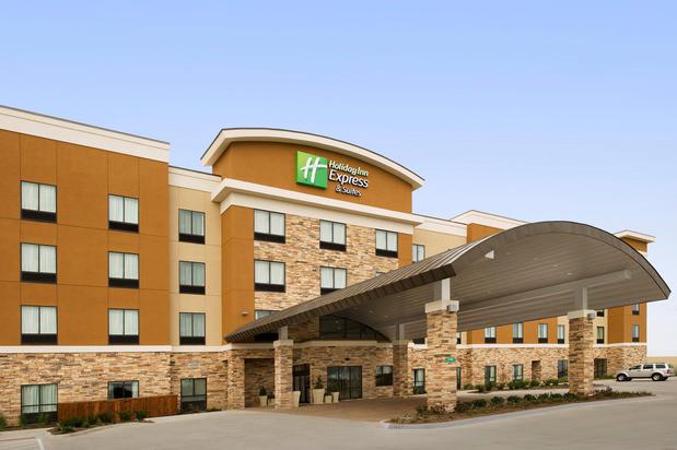 Images Holiday Inn Express & Suites Waco South by IHG