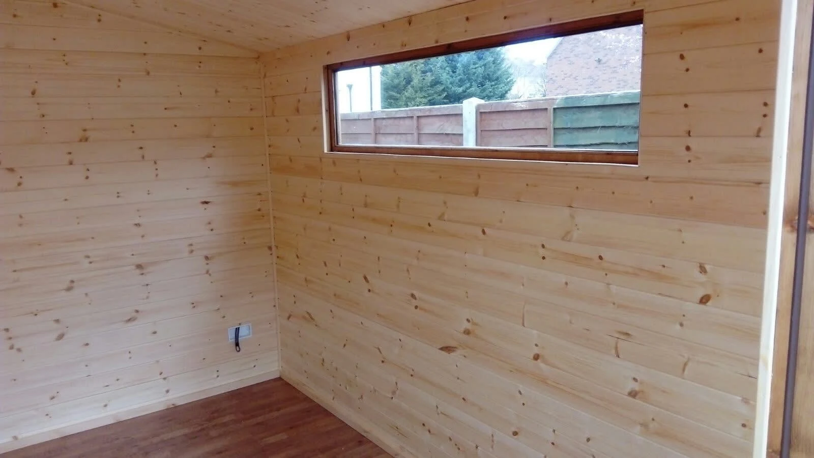 Images Herts Garden Buildings