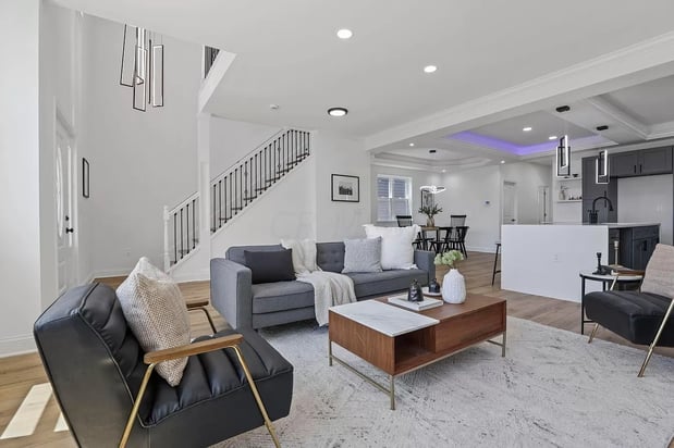 Images Eagle Home Services Inc.