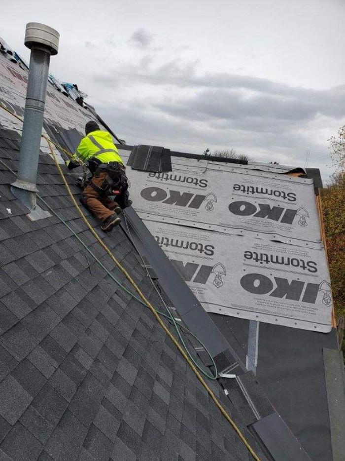 At WeatherTek Exteriors, our team installs roofing with top quality to protect your home.