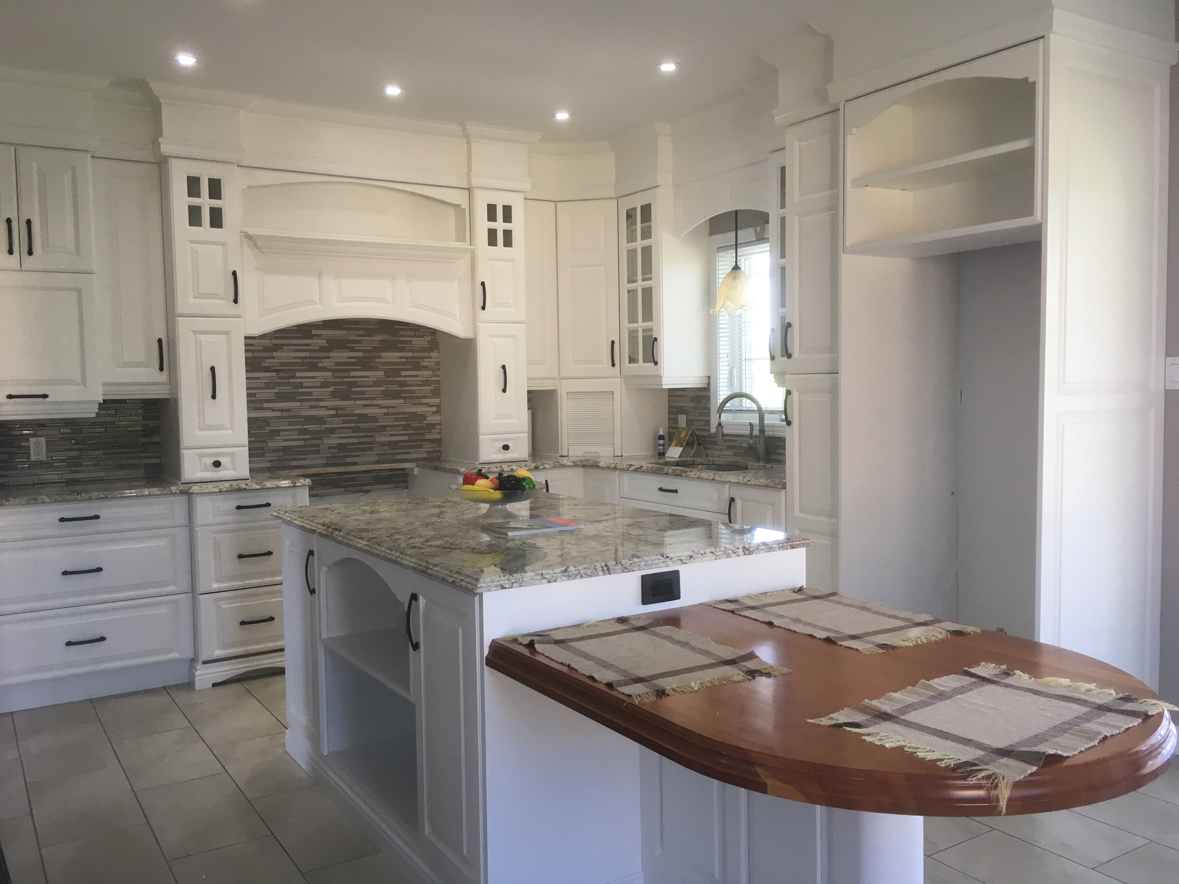 Images Finition Jaro | Spécialiste en relooking et rénovation de cuisines | Estrie