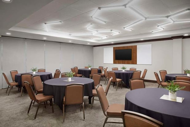 Images Hilton Garden Inn Granbury