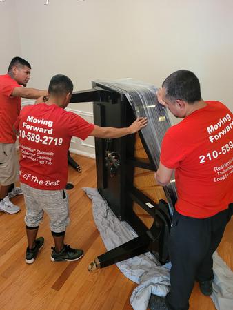 Images Moving Forward