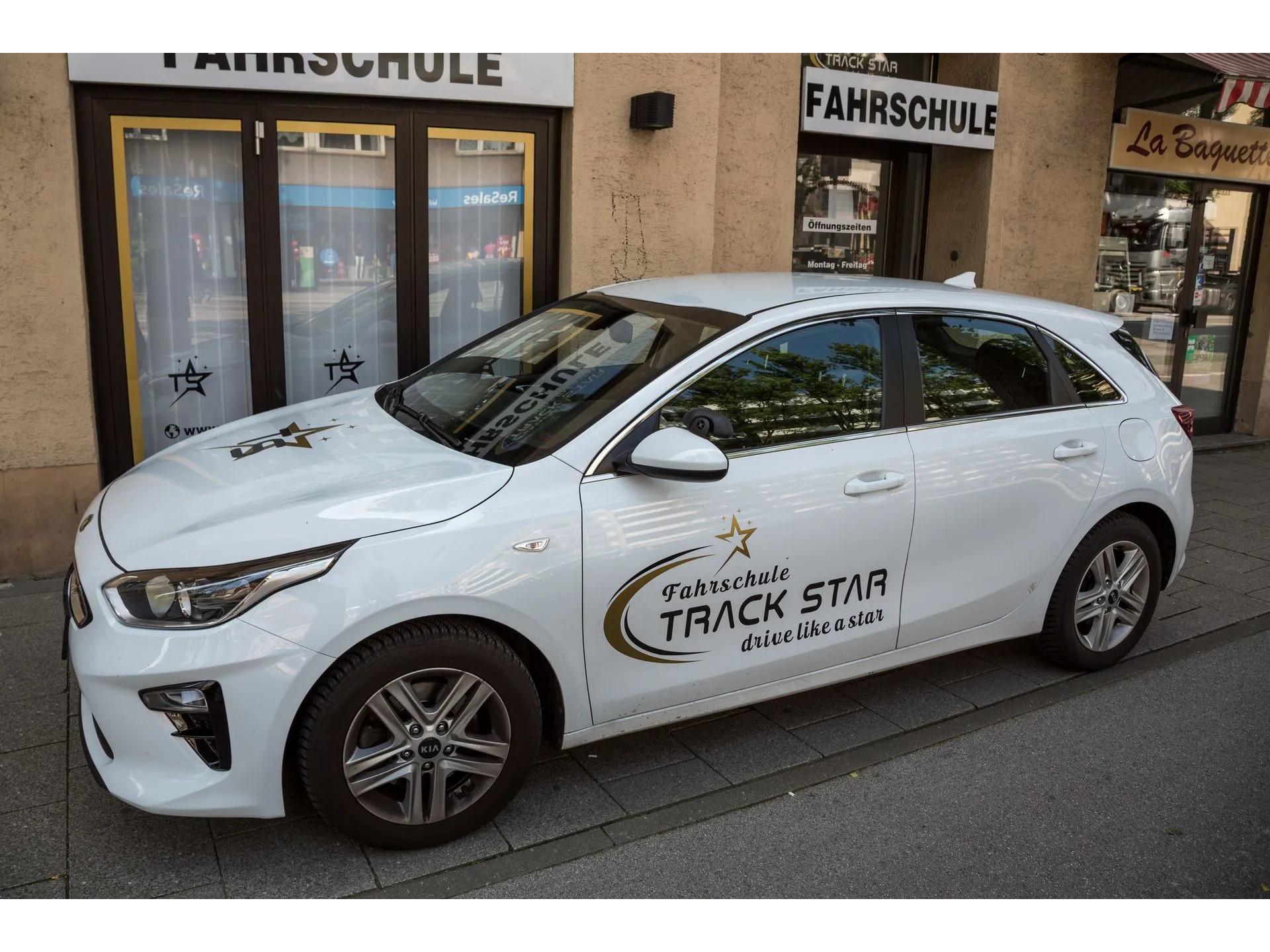 Fahrschule TrackStar, Hauptstrasse 17 in Unterhaching