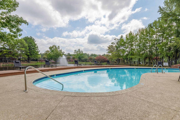 Images The Waters at Chenal Apartments
