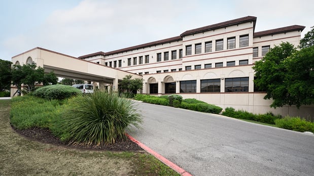 Images University Health Warm Springs