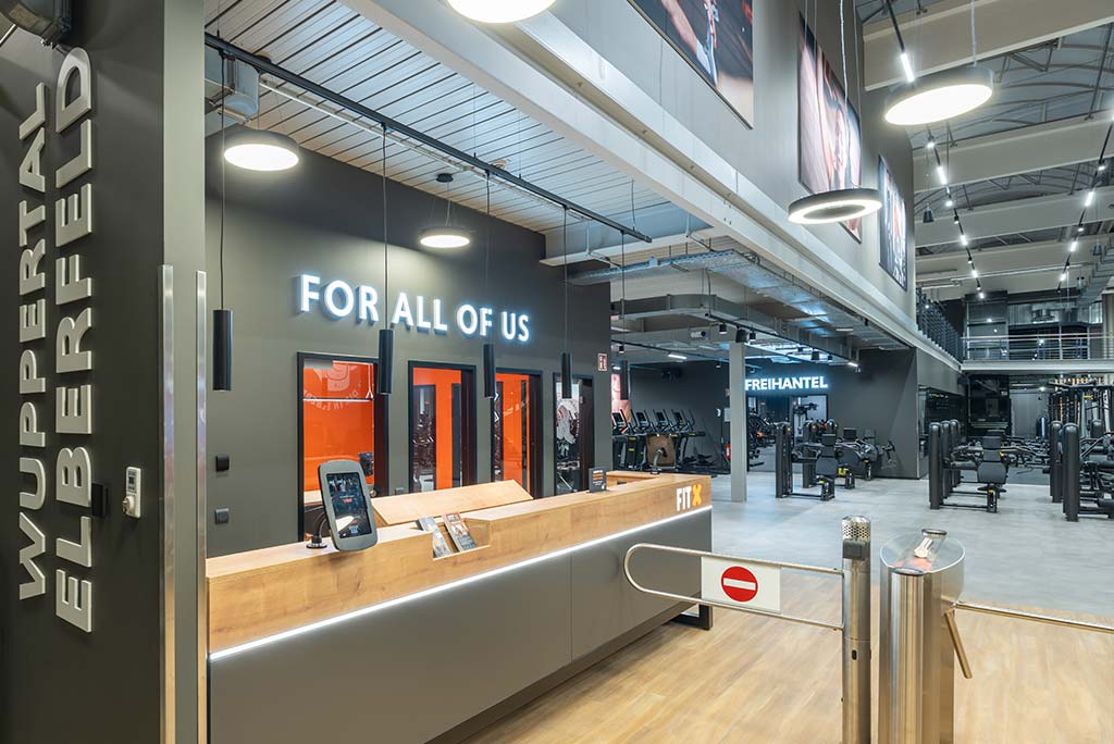 FitX Fitnessstudio, Steinbecker Meile 1 in Wuppertal