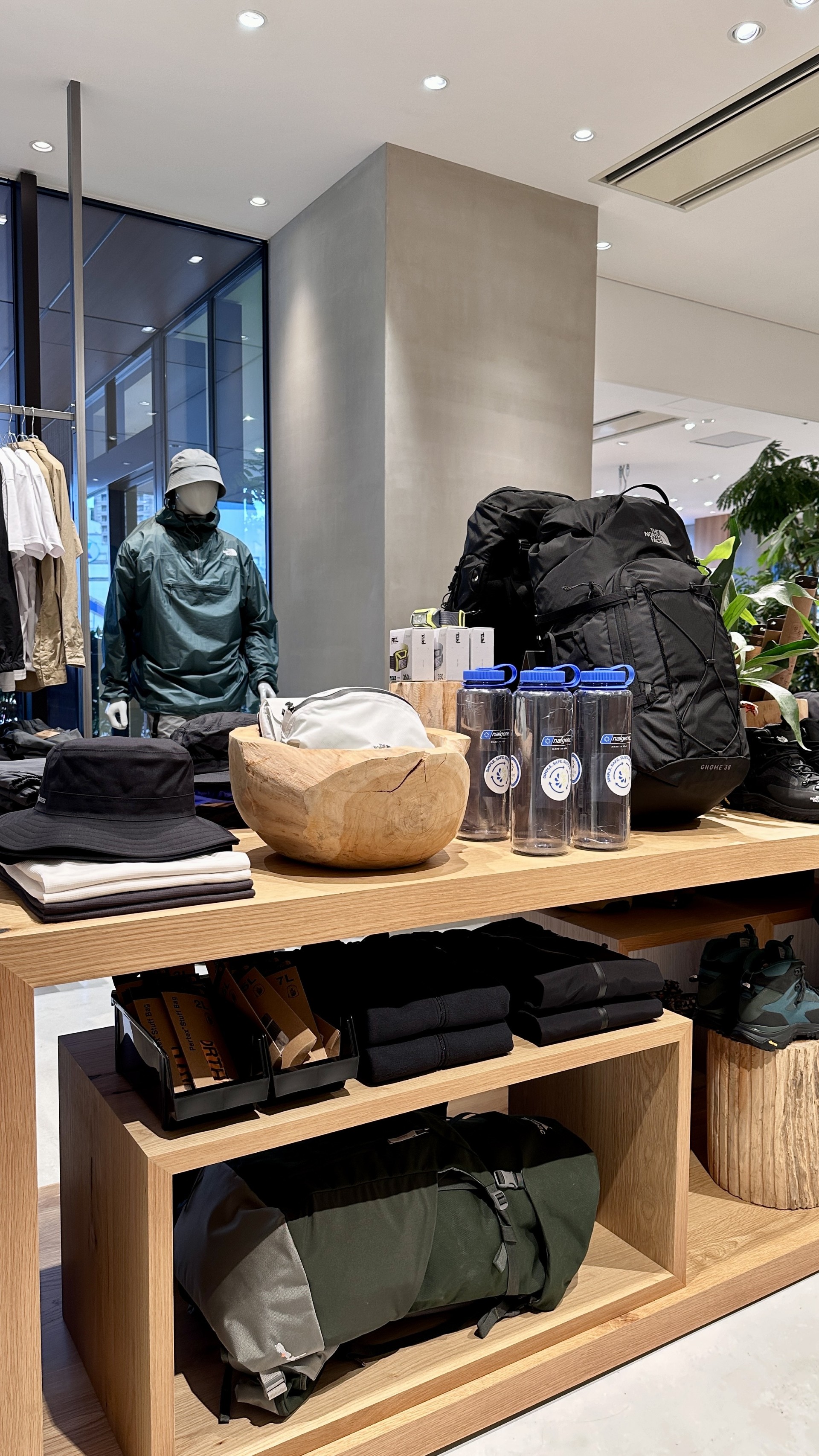 Images THE NORTH FACE+ (ザ・ノース・フェイス プラス) アミュプラザ長崎