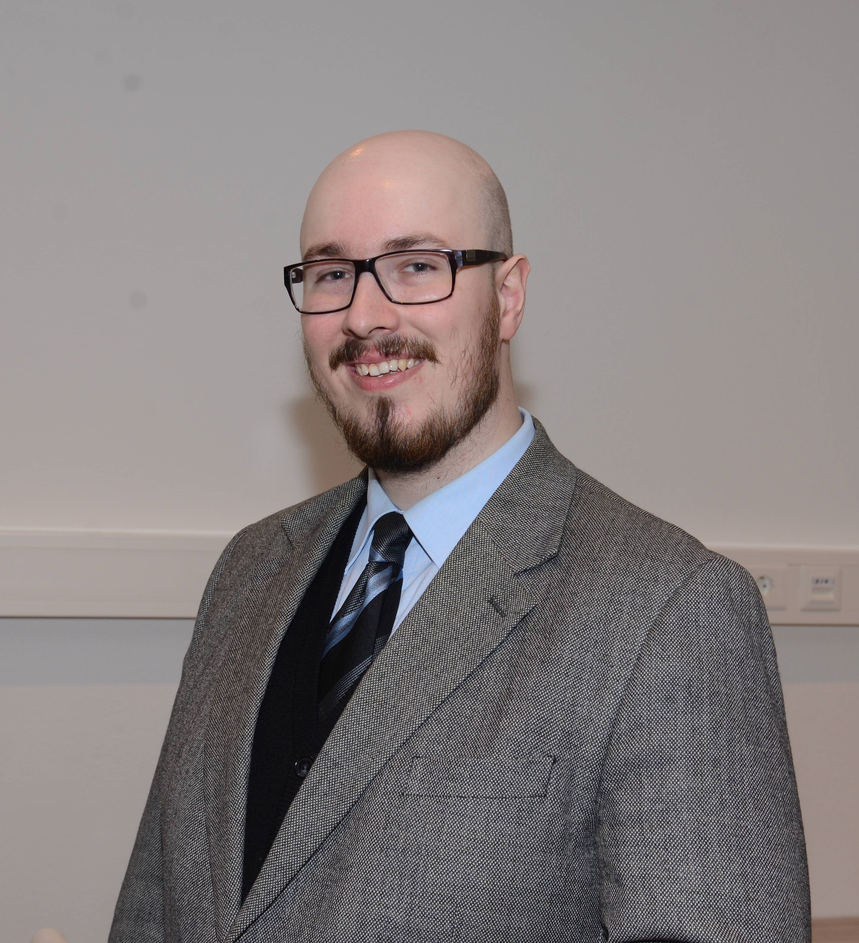 Mag. Alexander Walter Behm, Kirchenplatz 5 in Horn