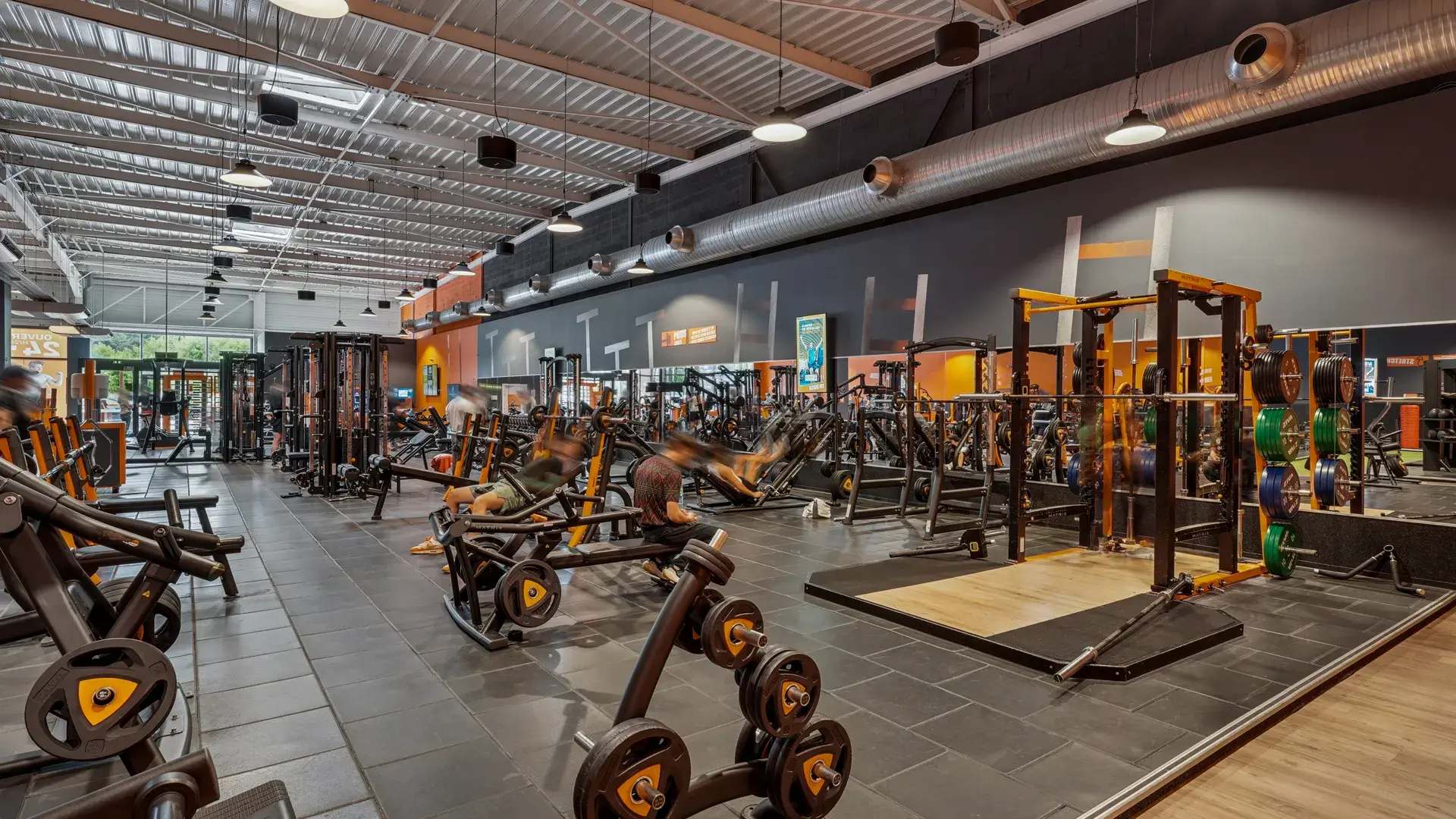 Images Basic-Fit 24/7