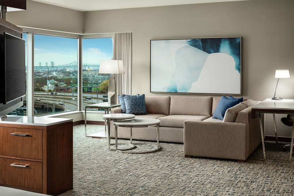 Guest room
