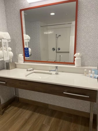 Images Hampton Inn & Suites Olean