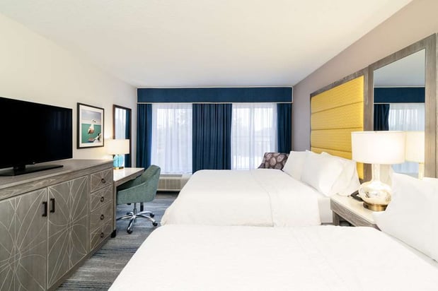 Images Hampton Inn & Suites Amelia Island-Historic Harbor Front