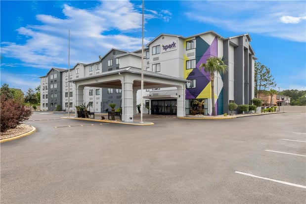 Images Spark by Hilton Biloxi Ocean Springs