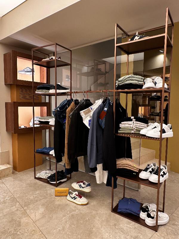 Images Look Calzature Abbigliamento e Accessori