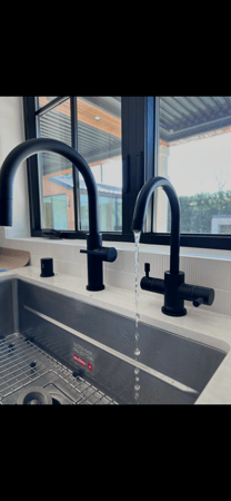 Images Praz Pure Water Inc.