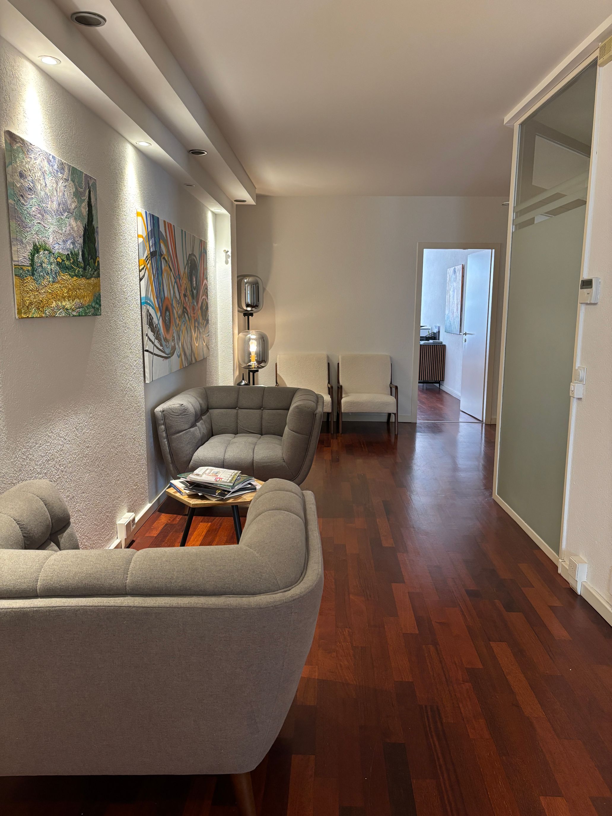 Bilder Cabinet Dr Nkoulou