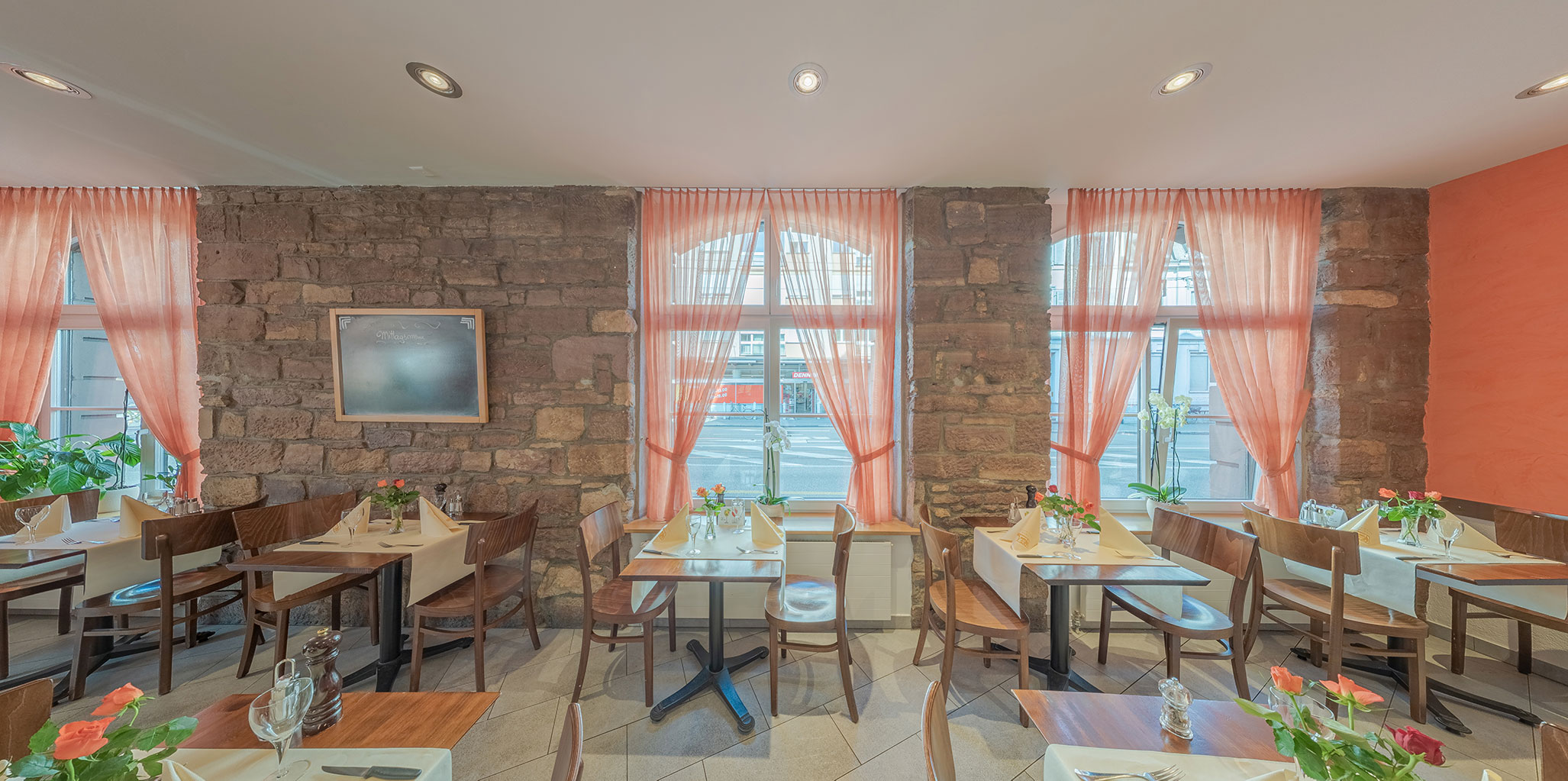 Restaurant Pizzeria ROMA Basel, Hammerstrasse 15 in Basel