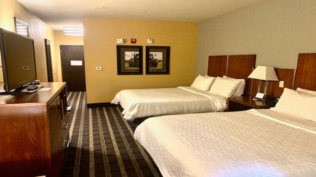 Images Holiday Inn Express & Suites Perry-National Fairground Area, an IHG Hotel
