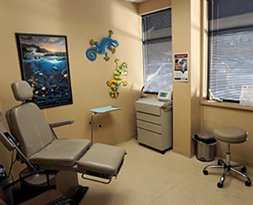 Foot And Ankle Clinics, PA Woodbury Exam Room