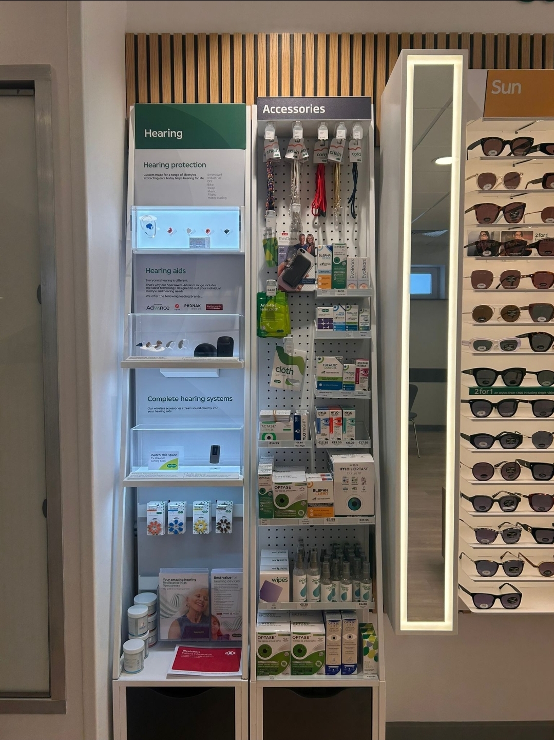 Specsavers Opticians & Audiologists - Drogheda 17