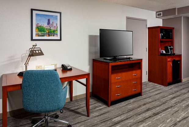 Images Hilton Garden Inn Chicago OHare Airport