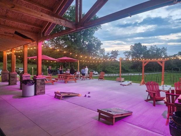 Images Hickory Vines Winery and Venue