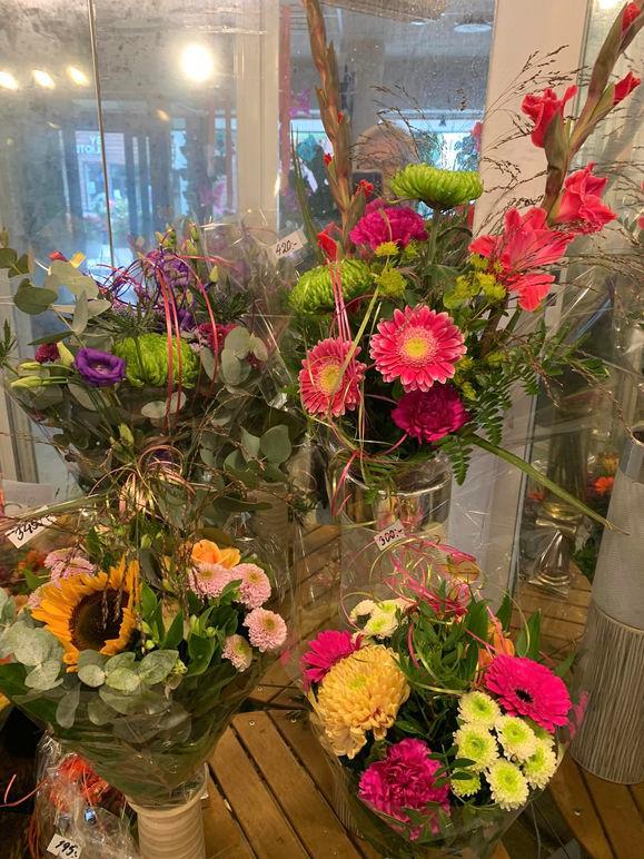 Images Heby Blomsterhandel & Begravningsbyrå