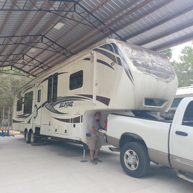 Images D-RV Mobile Repair