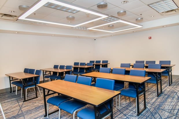 Images Holiday Inn Express & Suites Pittsburgh-South Side by IHG
