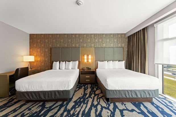 Images Embassy Suites by Hilton Irving Las Colinas