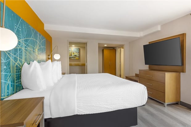 Images Best Western Plus Raleigh Crabtree Valley Hotel