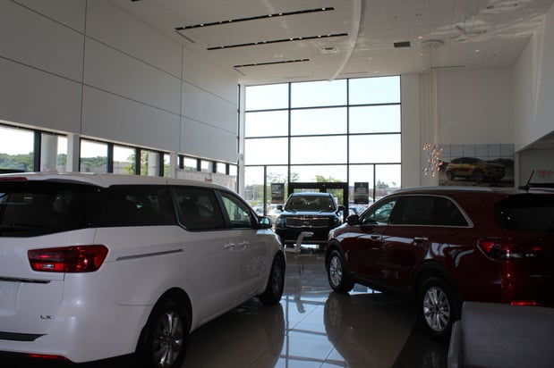 Images Russ Darrow Kia of Wauwatosa Service Center
