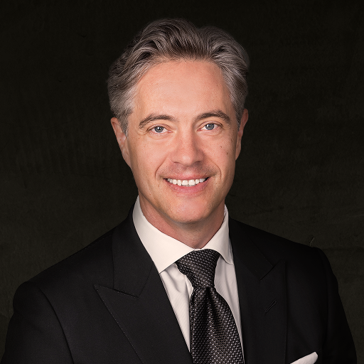 Robert Bessette headshot.