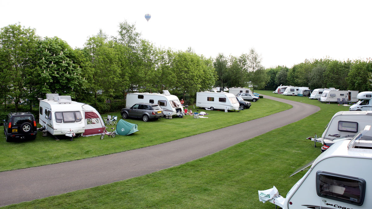 Images Cirencester Park Caravan and Motorhome Club Campsite