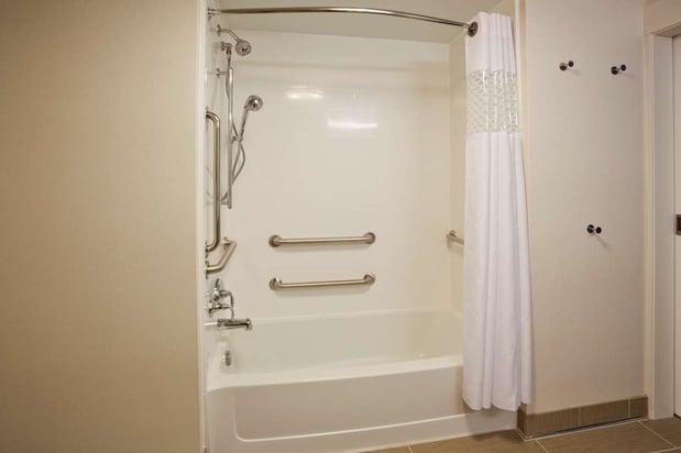 Images Hampton Inn Spicer Green Lake
