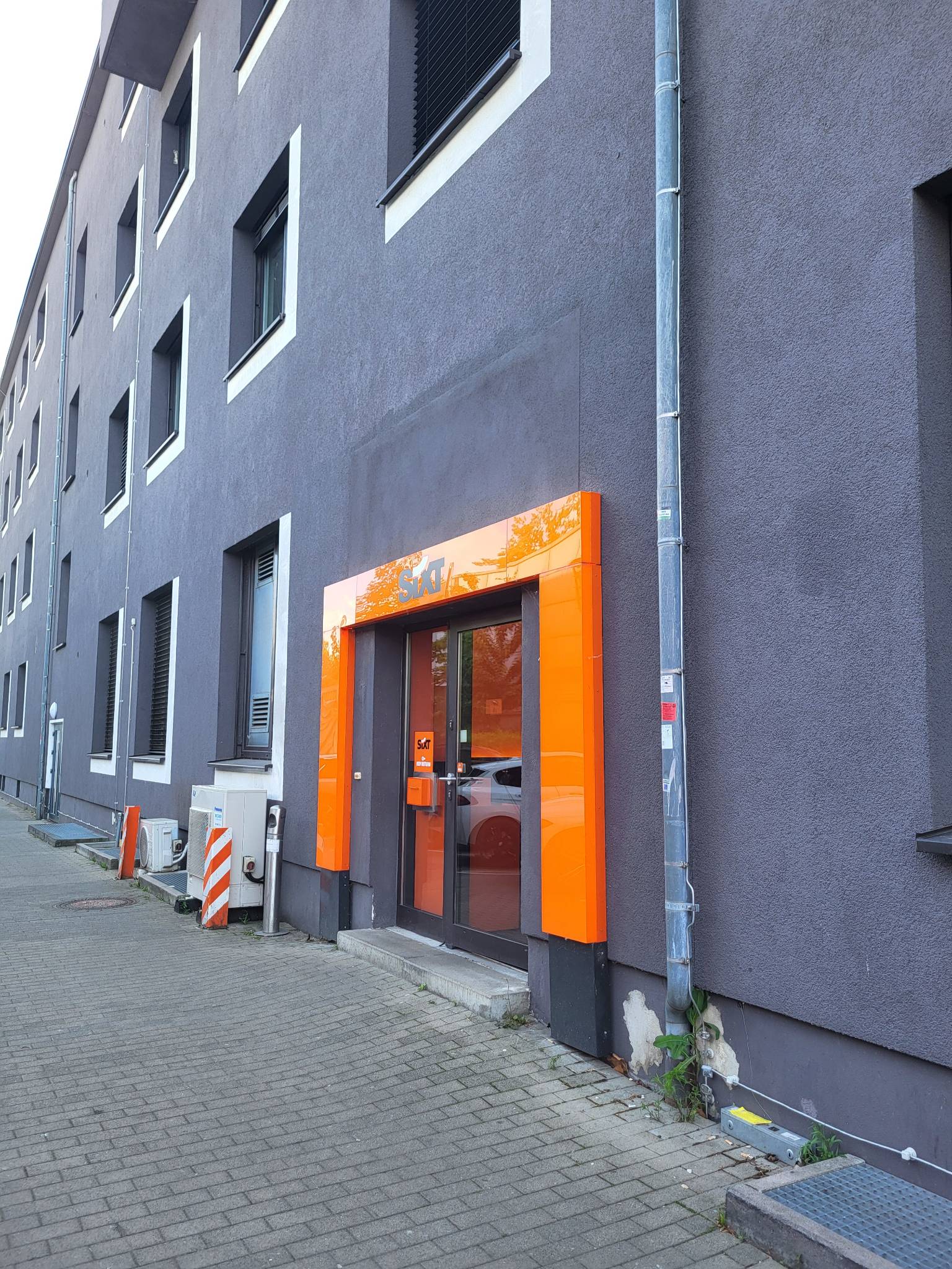 SIXT Autovermietung Frankfurt am Main Ost, Hanauer Landstr. 340 in Frankfurt am Main