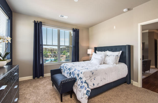 Images Residences at Prairiefire