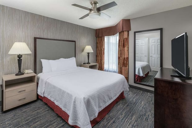 Images Homewood Suites by Hilton Chicago - Schaumburg