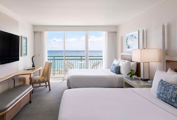 Images The Singer Oceanfront Resort, Curio Collection by Hilton