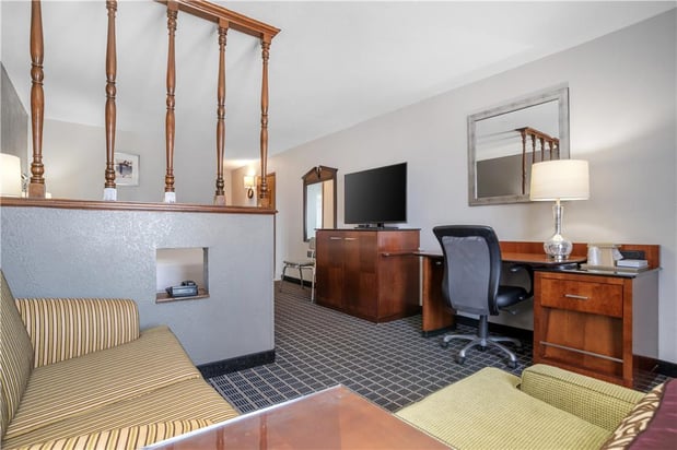 Images SureStay Plus by Best Western Greenwood