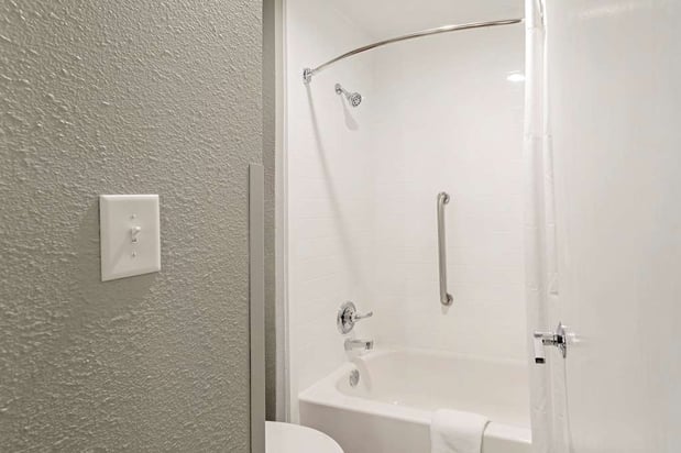 Images Best Western Plus Magnolia Inn & Suites