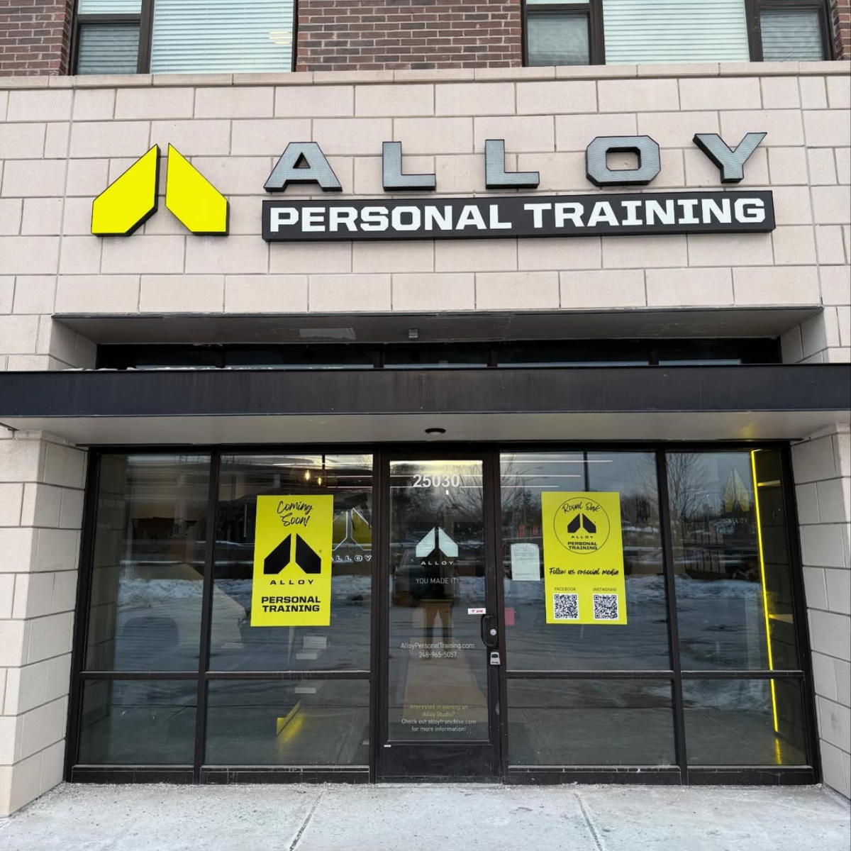 Premium Fitness Studio in Royal Oak, MI

Looking for a fitness studio in Royal Oak, MI that actually delivers results? Alloy Personal Training Royal Oak offers a premium alternative to traditional gyms and fitness centers.

If you&rsquo;ve been searching for a &ldquo;fitness studio near me,&rdquo; &ldquo;fitness gyms near me,&rdquo; or &ldquo;workout studios near me,&rdquo; you&rsquo;ve likely seen how most options lack structure and accountability. Our studio is different. Every session is coach-led and built around a proven system designed to help you build strength, improve mobility, and stay consistent.

Unlike a typical gym fitness center, we specialize in small group personal training, combining personalized programming with expert coaching in a clean, professional environment.

Whether you're new to fitness or ready for a smarter approach, our studio provides the support you need for long-term success.

???? Book your Starting Point Session today and experience a fitness studio in Royal Oak designed for real results.