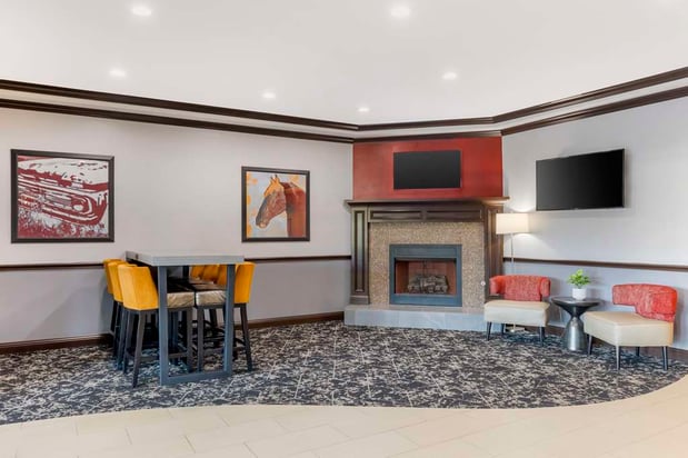 Images Best Western Carthage Inn & Suites