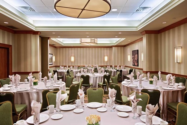Images Hilton Chicago/Oak Brook Suites